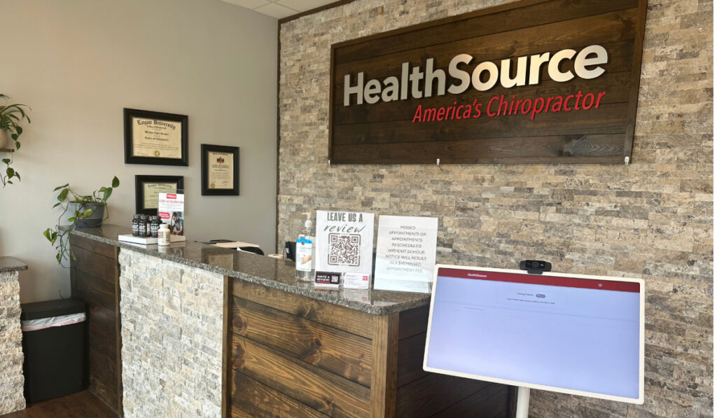 Front desk at HealthSource of Muscle Shoals.