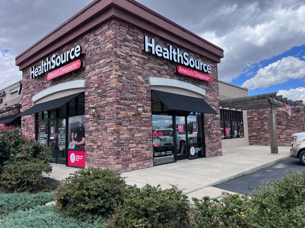 The exterior building entrance at HealthSource of West Jordan